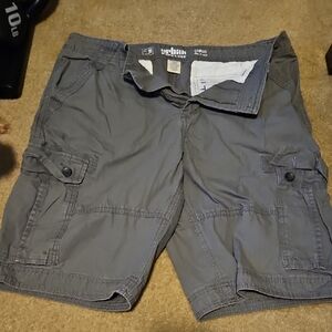 Urban Pipeline Gray Cargo Shorts for Men 36W
